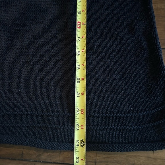 Lord & Taylor Woman Black Lightweight Knit Sweater Size 1X - Picture 6 of 10